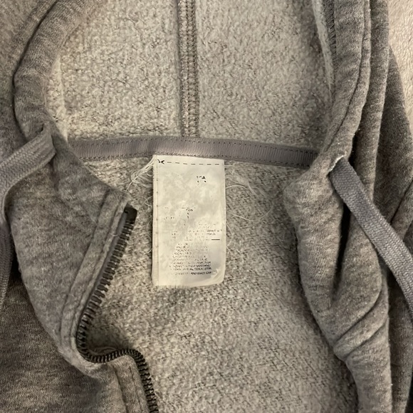 Gray hooded Reebok small zip up sweatshirt - Picture 3 of 3